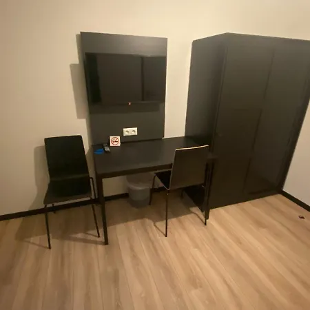 호텔 By Belvilla 2*